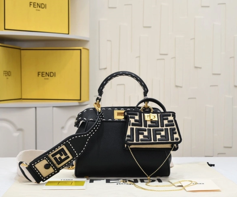 Fendi Shopping Bags 4220-0268