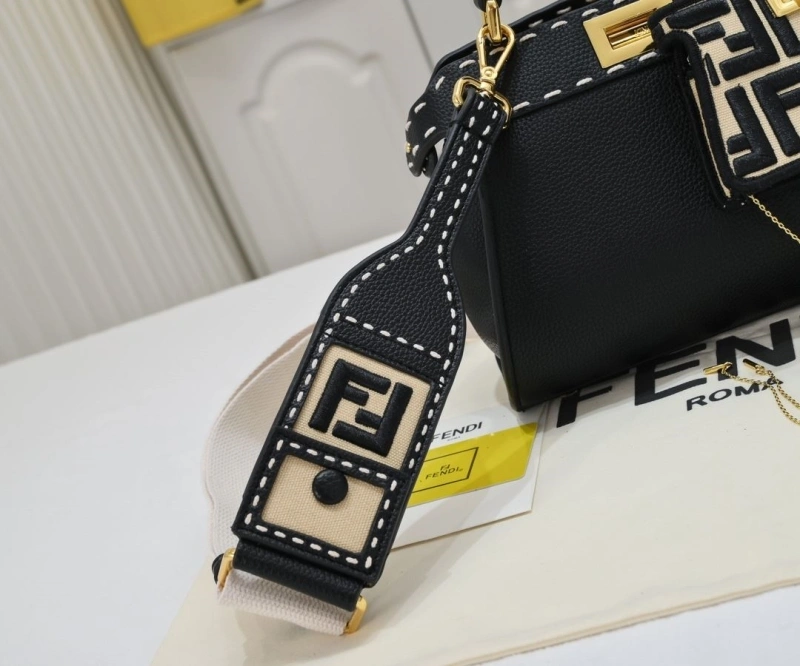 Fendi Shopping Bags 4220-0268