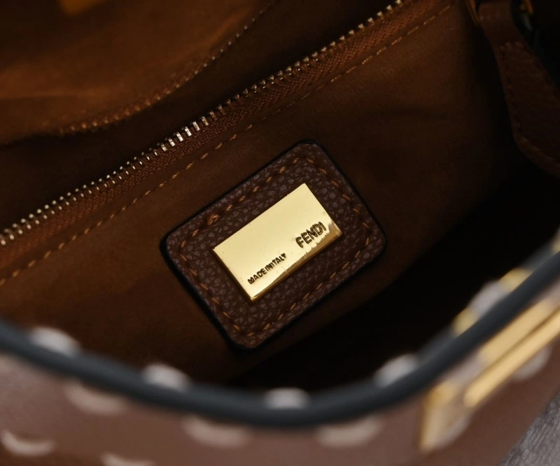 Fendi Shopping Bags 4220-0271