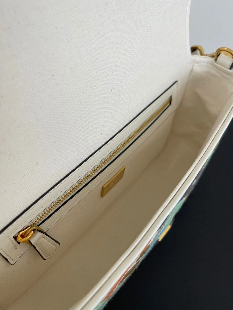 Fendi Satchel Bags 4220-0286