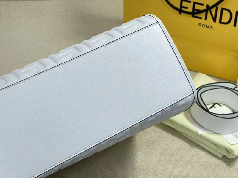 Fendi Shopping Bags 4220-0289