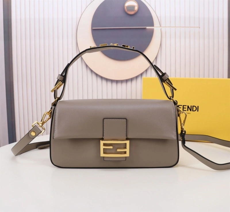 Fendi Top Handle Bags 4220-0293