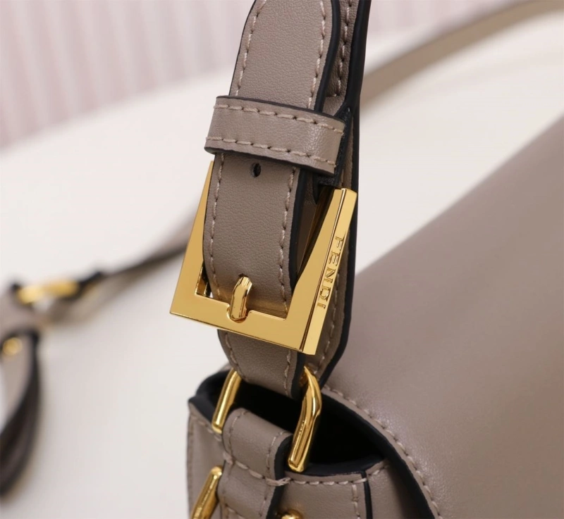 Fendi Top Handle Bags 4220-0293