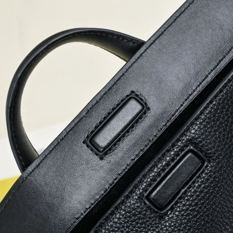 Fendi Top Handle Bags 4220-0301