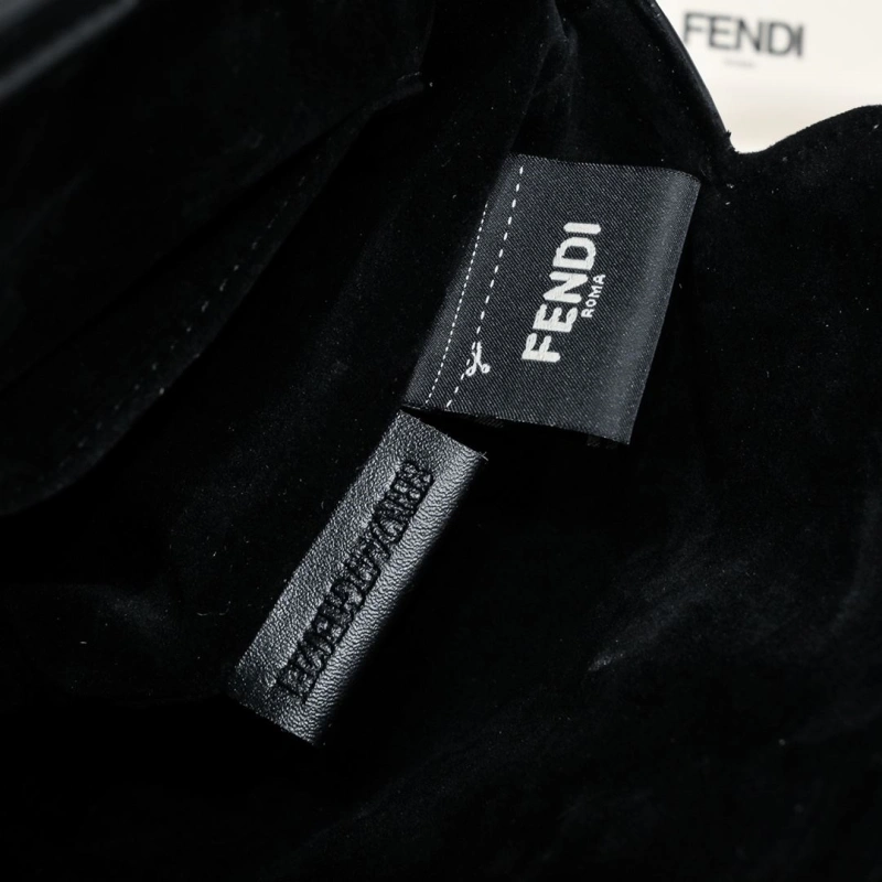 Fendi Top Handle Bags 4220-0301