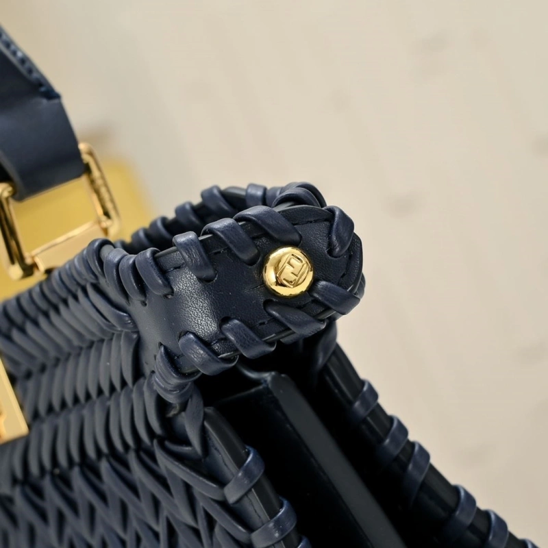 Fendi Top Handle Bags 4220-0309