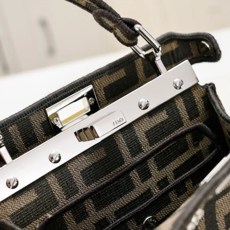 Fendi Top Handle Bags 4220-0313