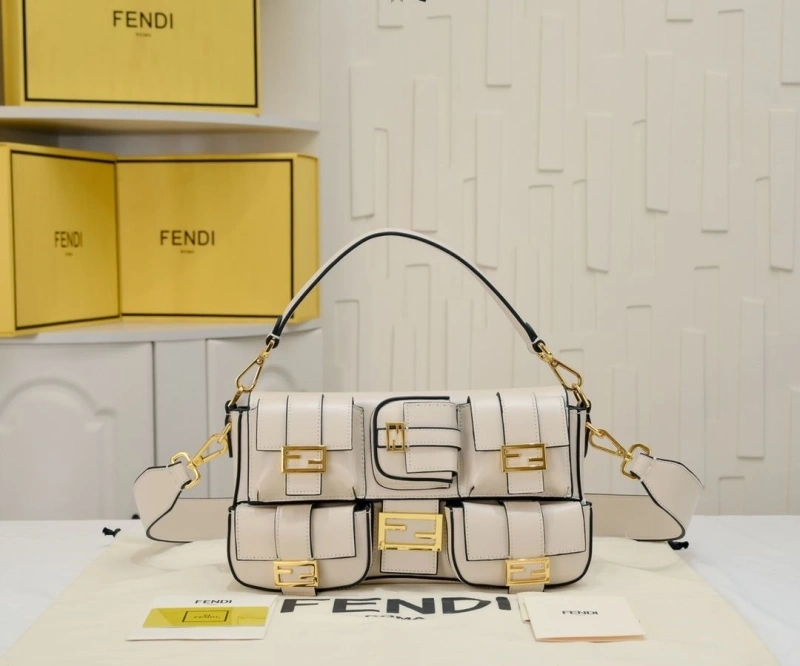 Fendi Top Handle Bags 4220-0316