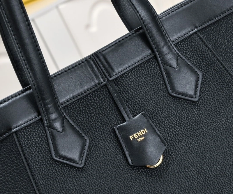 Fendi Shopping Bags 4220-0332