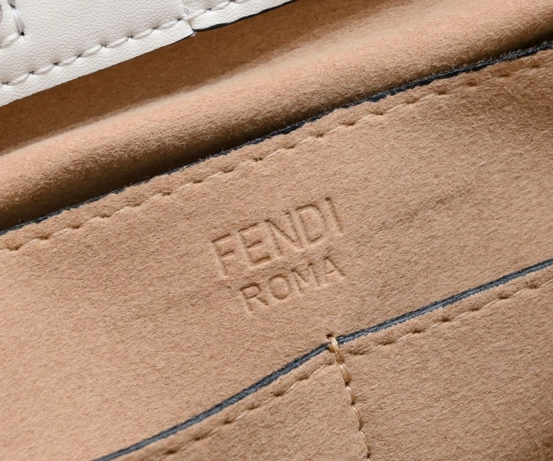 Fendi Shopping Bags 4220-0333