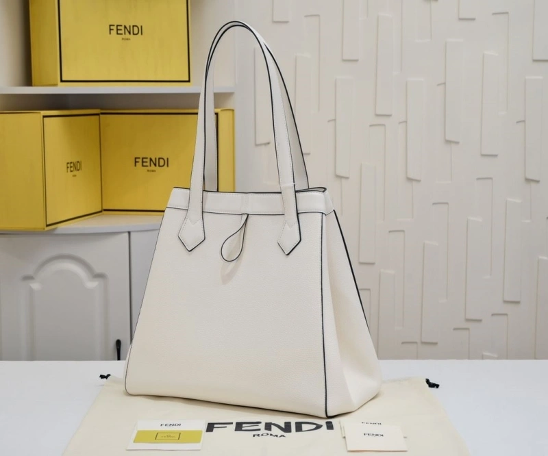 Fendi Shopping Bags 4220-0335