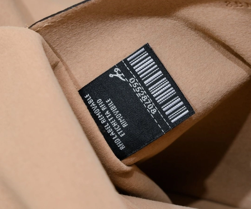 Fendi Shopping Bags 4220-0335