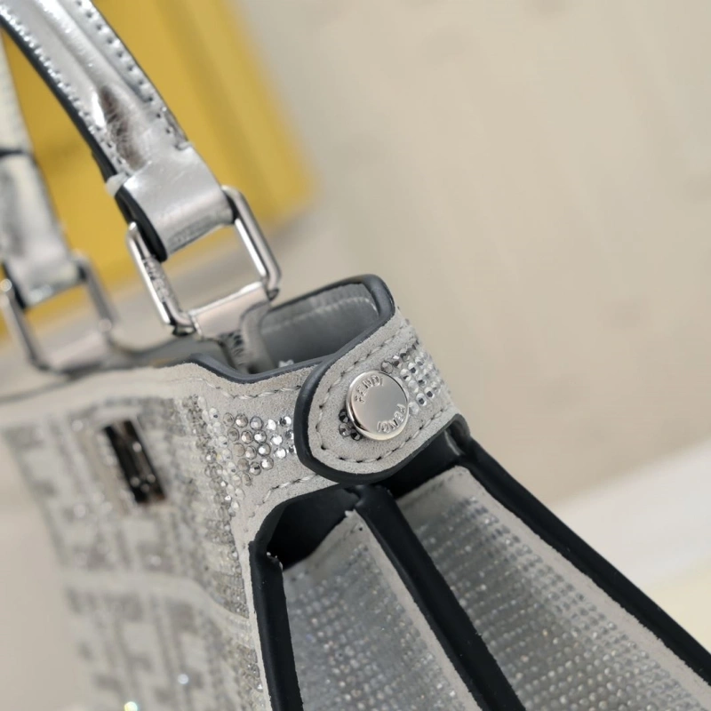 Fendi Top Handle Bags 4220A-0012