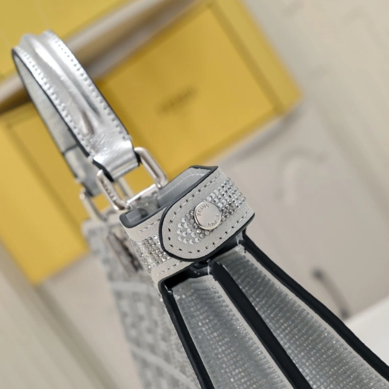 Fendi Top Handle Bags 4220A-0013