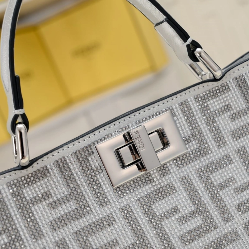 Fendi Top Handle Bags 4220A-0013