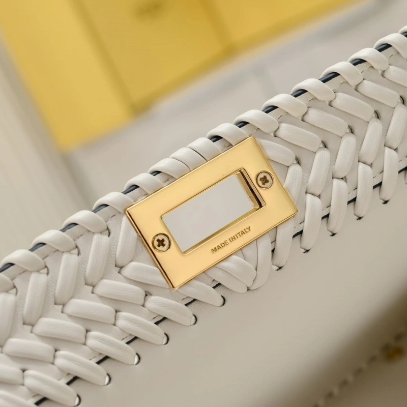 Fendi Top Handle Bags 4220A-0029