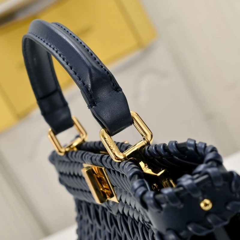 Fendi Top Handle Bags 4220A-0030