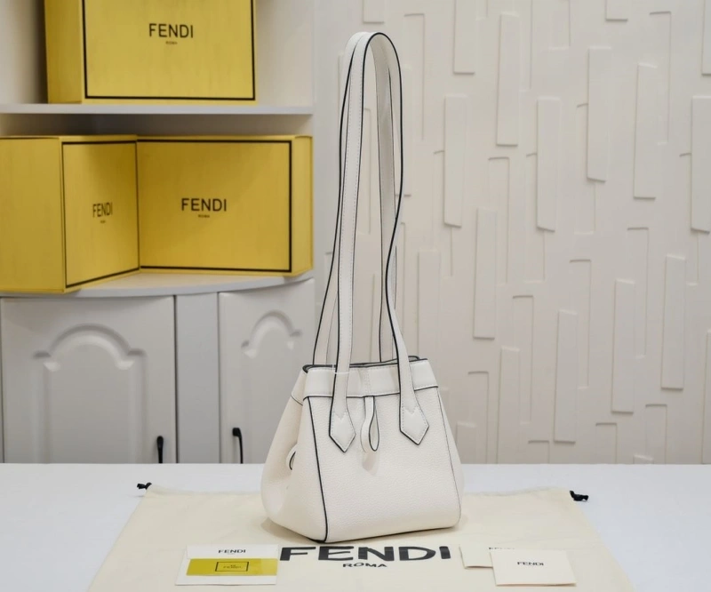 Fendi Shopping Bags 4220A-0040