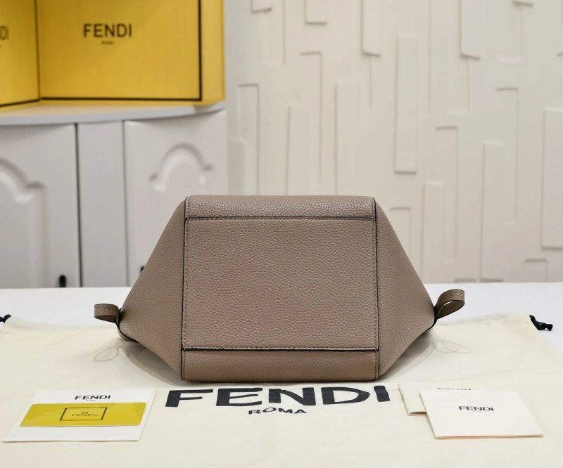 Fendi Shopping Bags 4220A-0046
