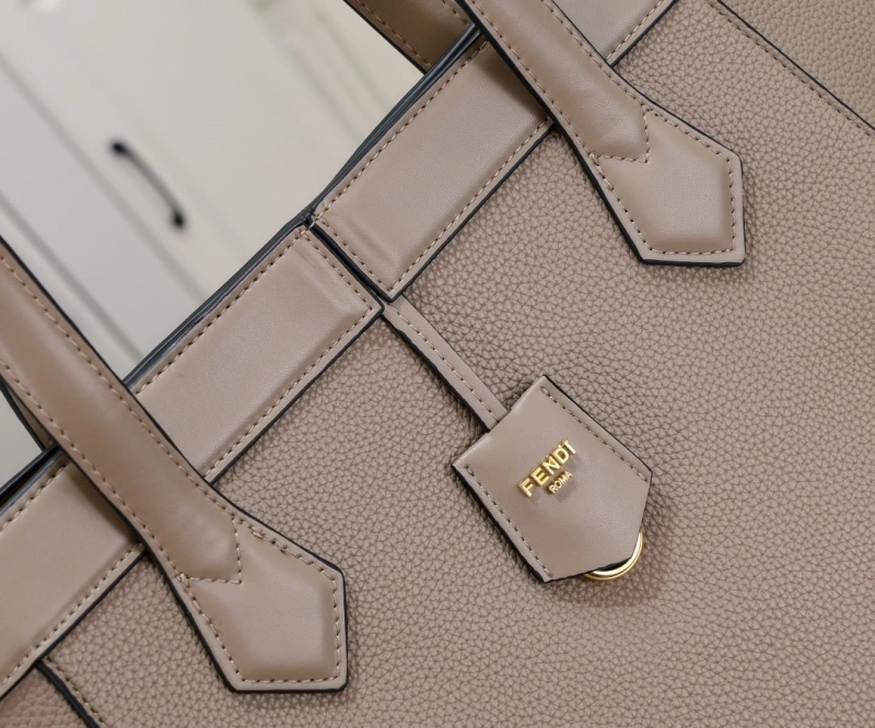 Fendi Shopping Bags 4220A-0048