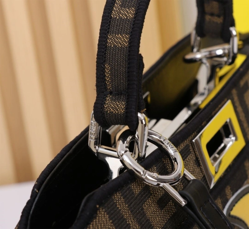 Fendi Top Handle Bags 4220A-0053