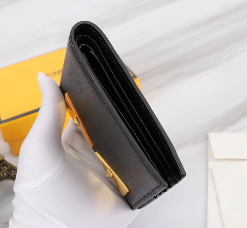 Fendi Wallets 4220A-0077