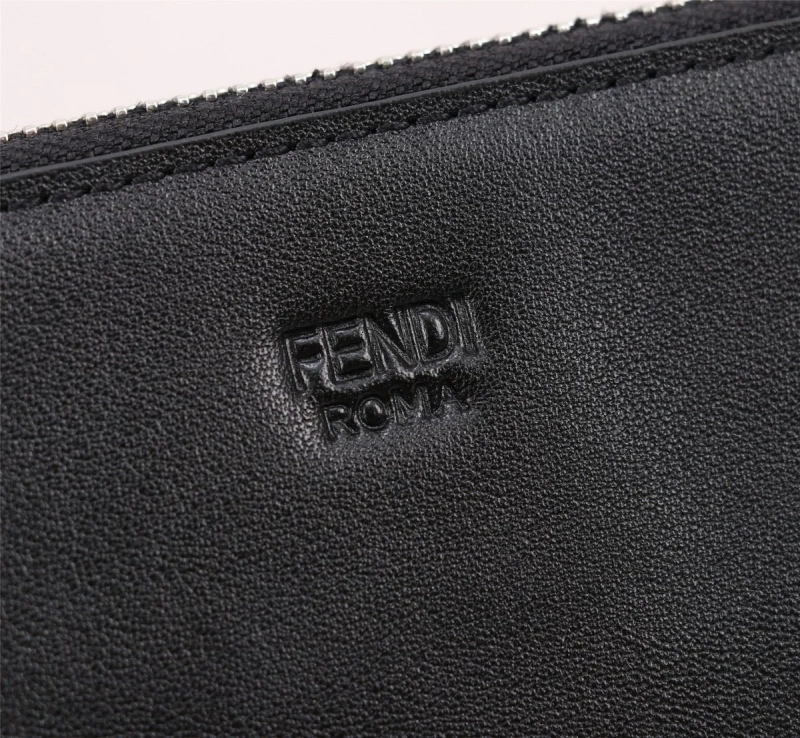 Fendi Cluth Bags 4220A-0111