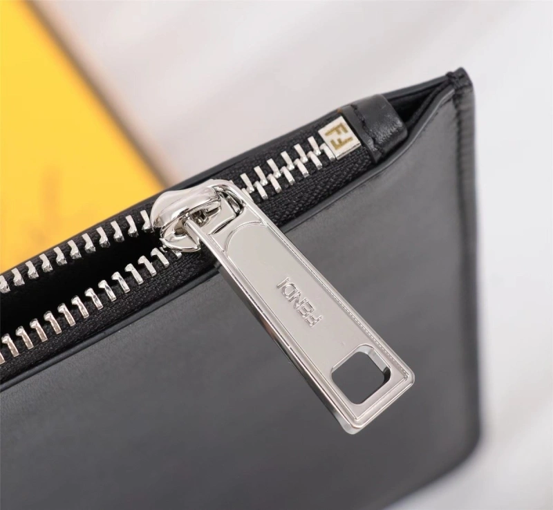 Fendi Cluth Bags 4220A-0112