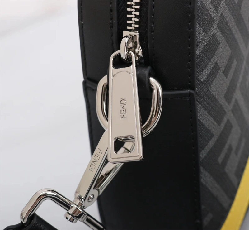 Fendi Satchel Bags 4220A-0136