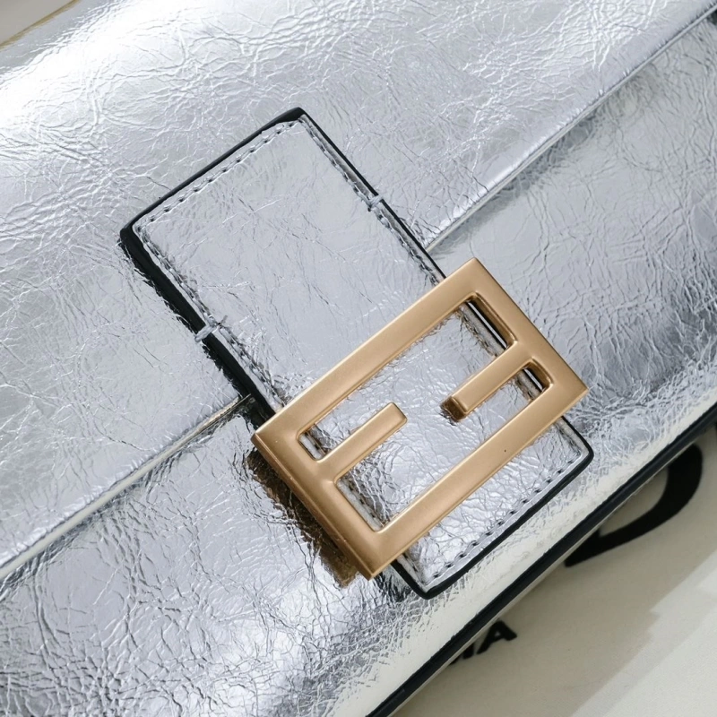 Fendi Top Handle Bags 4220A-0169