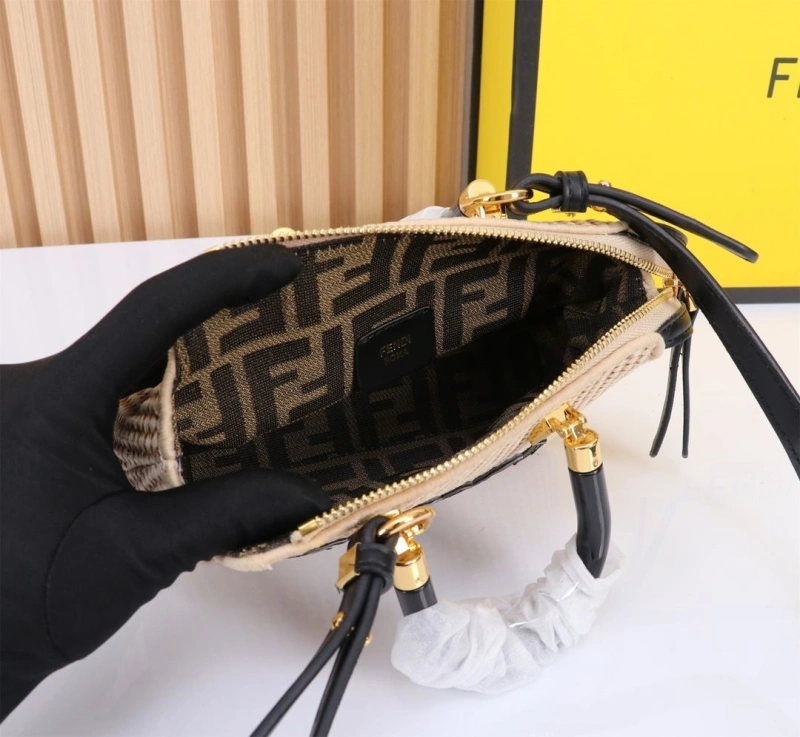 Fendi Top Handle Bags 4220A-0180