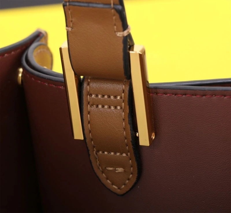 Fendi Shopping Bags 4220A-0194