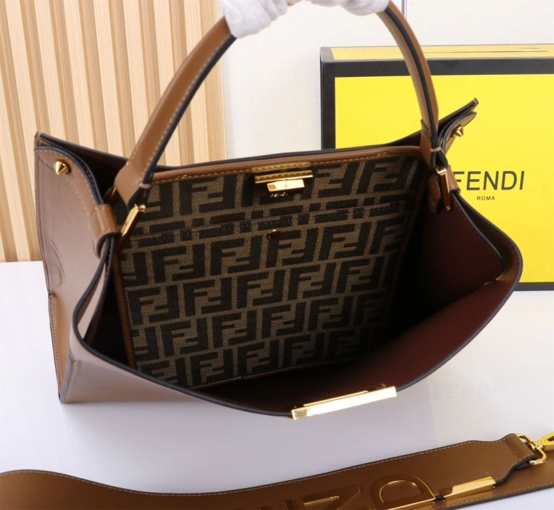 Fendi Shopping Bags 4220A-0194