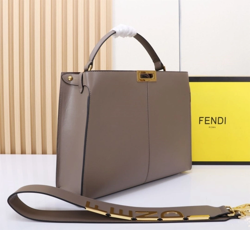Fendi Shopping Bags 4220A-0195