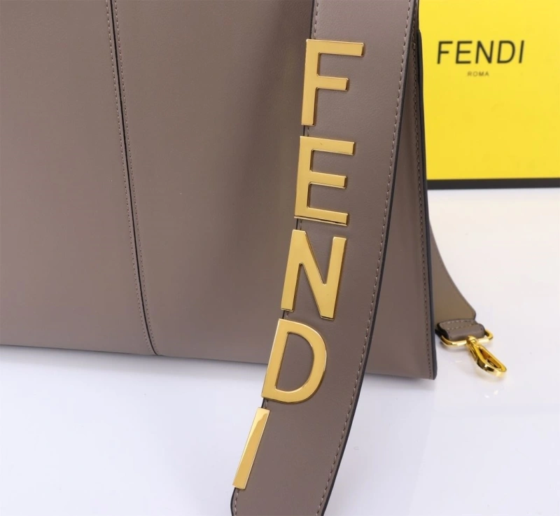 Fendi Shopping Bags 4220A-0195