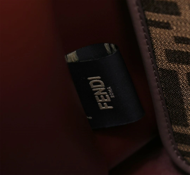 Fendi Shopping Bags 4220A-0195