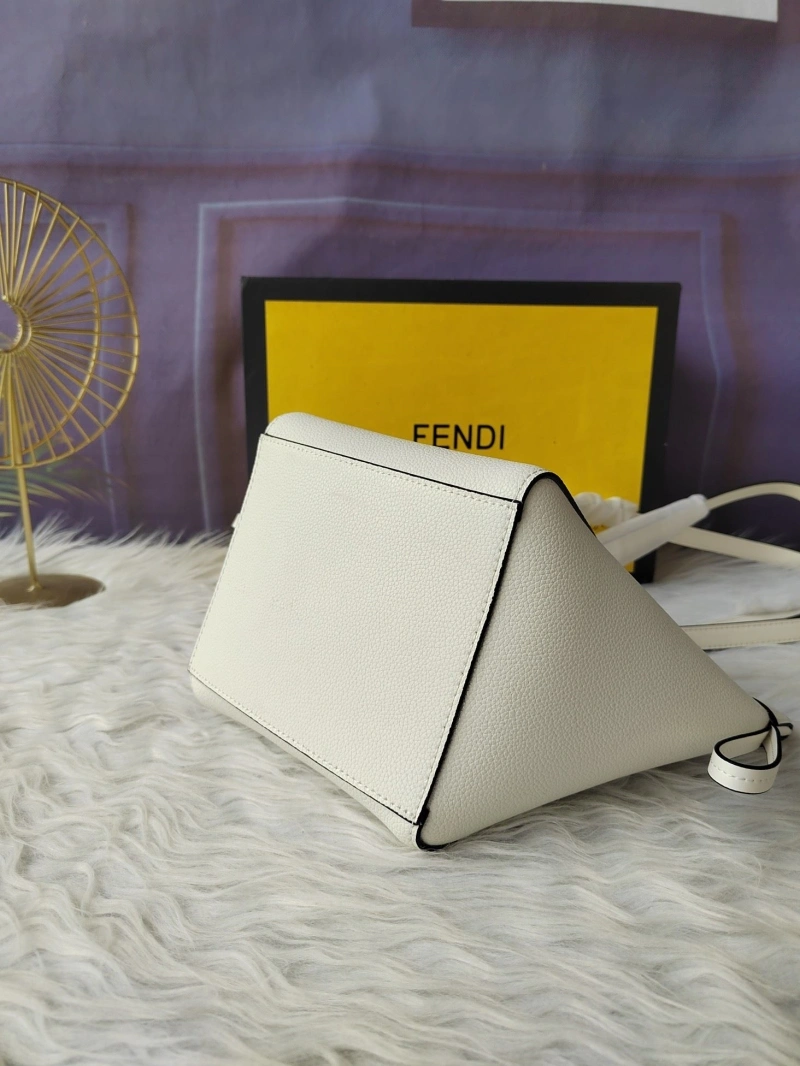Fendi Shopping Bags 4220A-0240