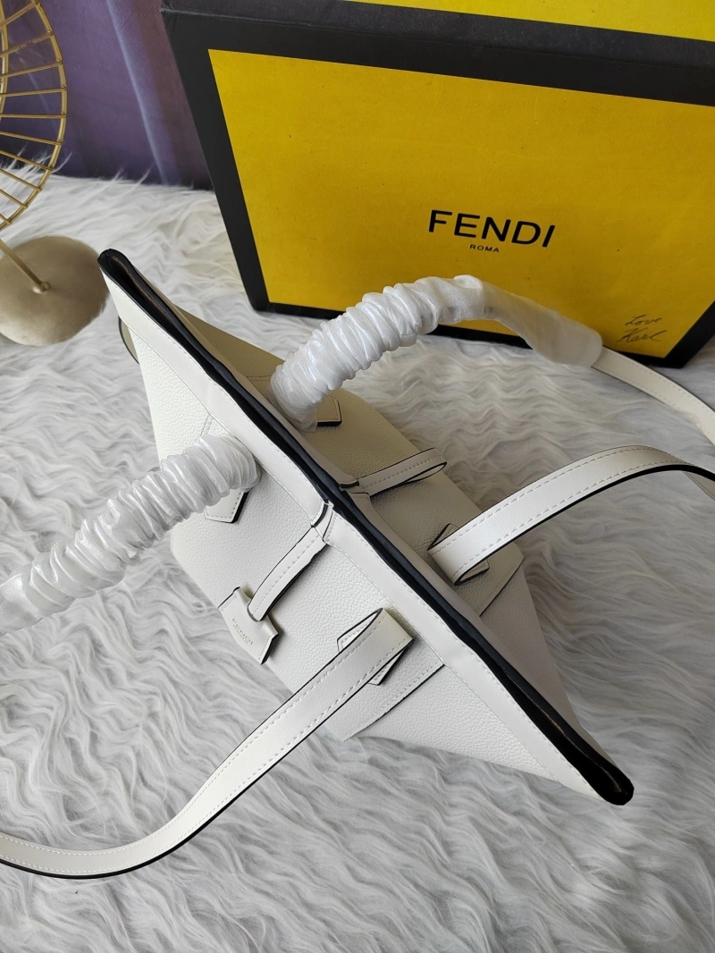 Fendi Shopping Bags 4220A-0240