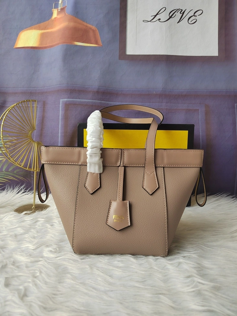 Fendi Shopping Bags 4220A-0241