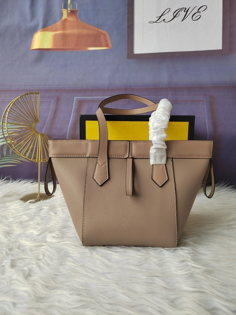 Fendi Shopping Bags 4220A-0241