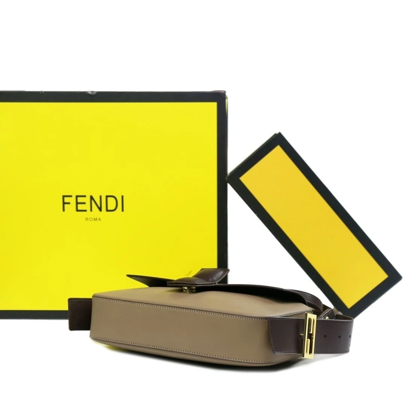 Fendi Top Handle Bags 4220A-0281