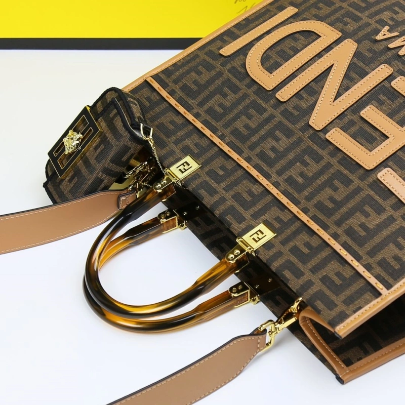 Fendi Shopping Bags 4220A-0287