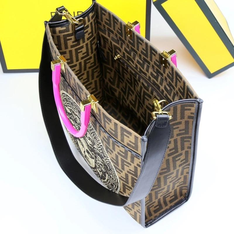 Fendi Shopping Bags 4220A-0288