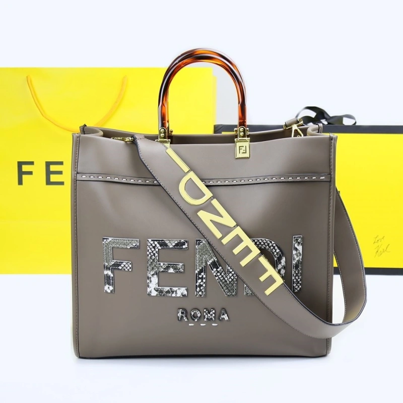 Fendi Shopping Bags 4220A-0301
