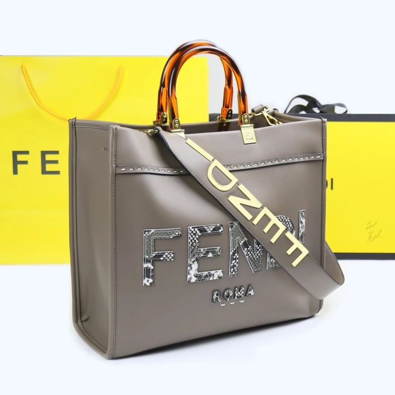 Fendi Shopping Bags 4220A-0301