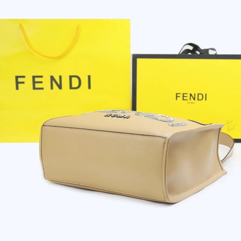 Fendi Shopping Bags 4220A-0302