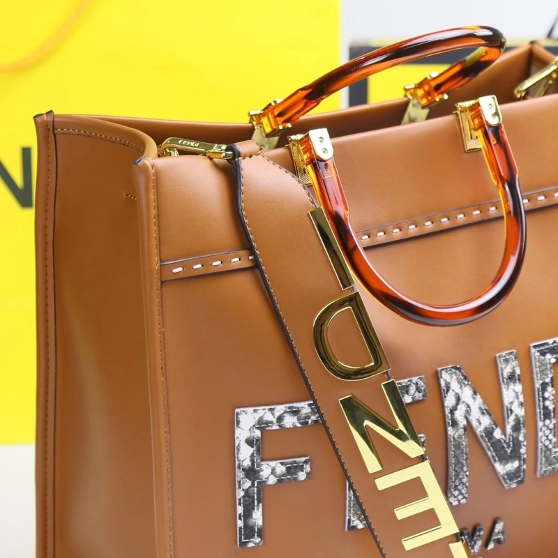 Fendi Shopping Bags 4220A-0303