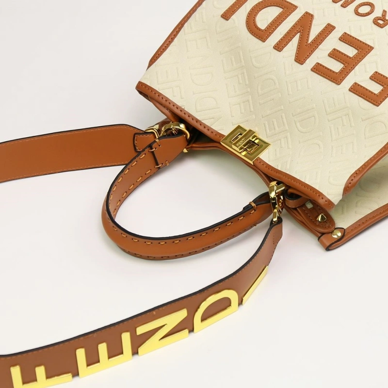 Fendi Shopping Bags 4220A-0309