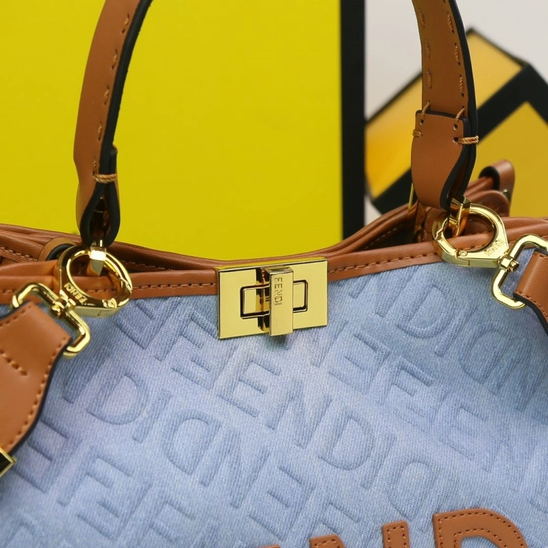 Fendi Shopping Bags 4220A-0310