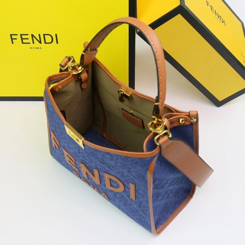 Fendi Shopping Bags 4220A-0311